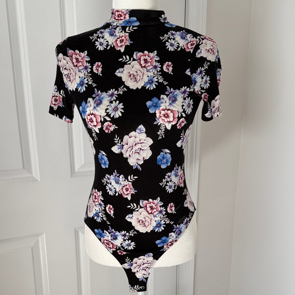 Floral Open Back Black Bodysuit Top